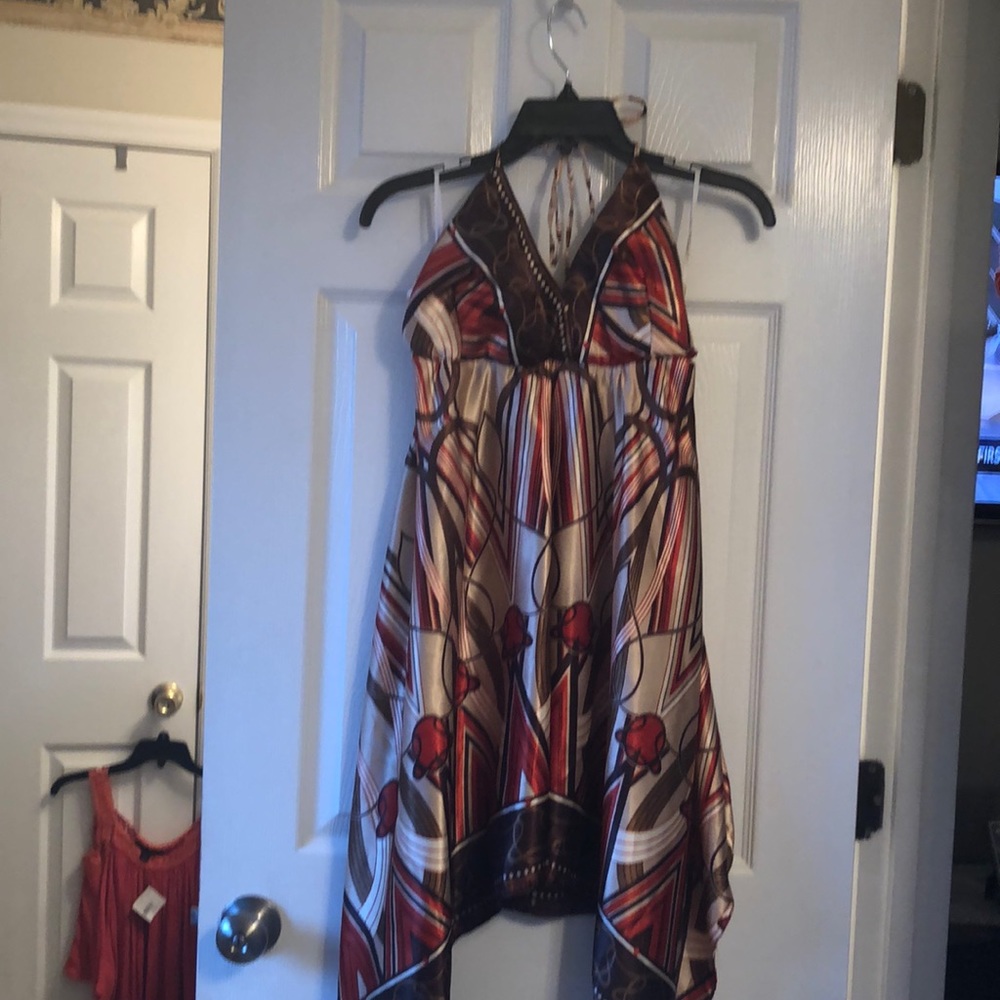 Cute halter sun dress!